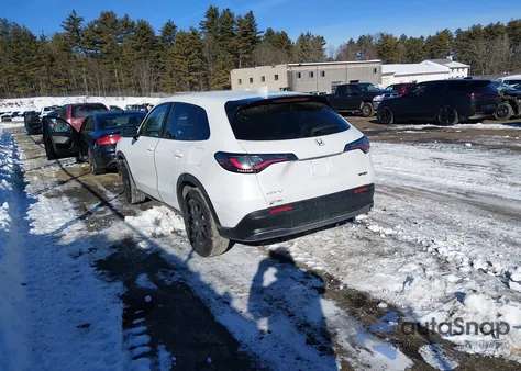 2024 Honda Hr-V Awd Sport/Awd Sport W/O Bsi z USA, uszkodzony, nr VIN 3CZRZ2H59RM738425